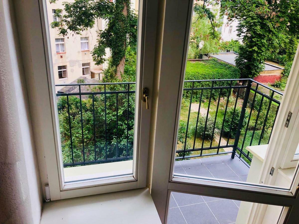 Friendly Apartments In Prague Luaran gambar