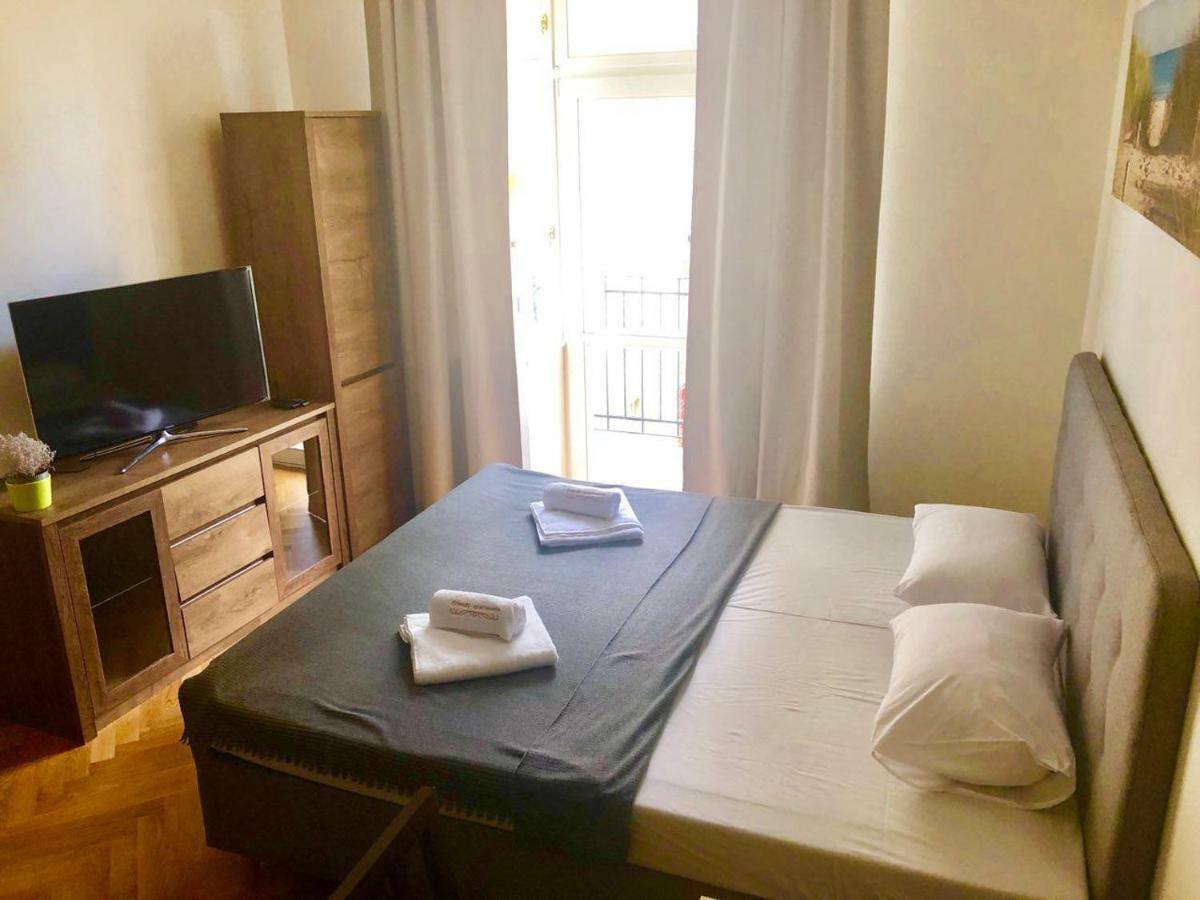 Friendly Apartments In Prague Luaran gambar