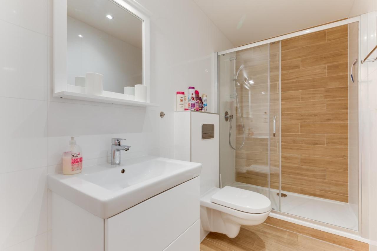 Friendly Apartments In Prague Luaran gambar